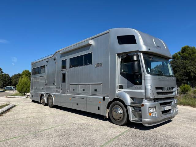 Camion per Cavalli Iveco STX 2008 Occasione
