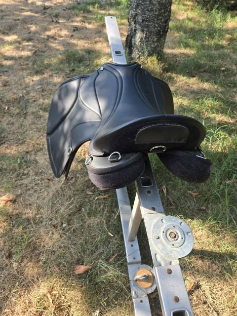 Sella da trekking Norton  18" - 2025