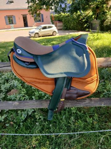 Sella da endurance   17" - 2026