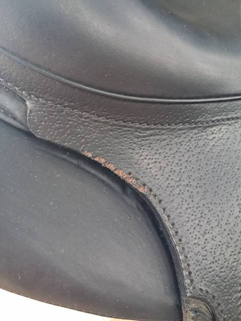 Sella da dressage Devoucoux  17.5" - 2020