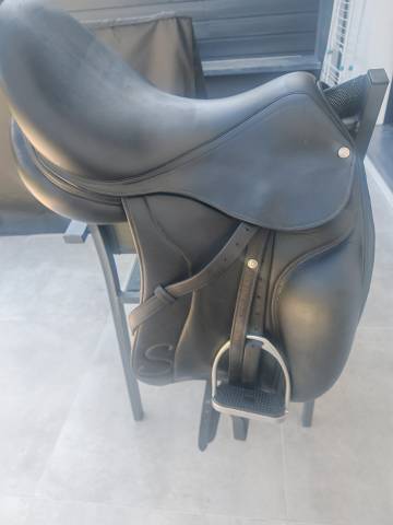 Sella da dressage Forestier  17" - 2010