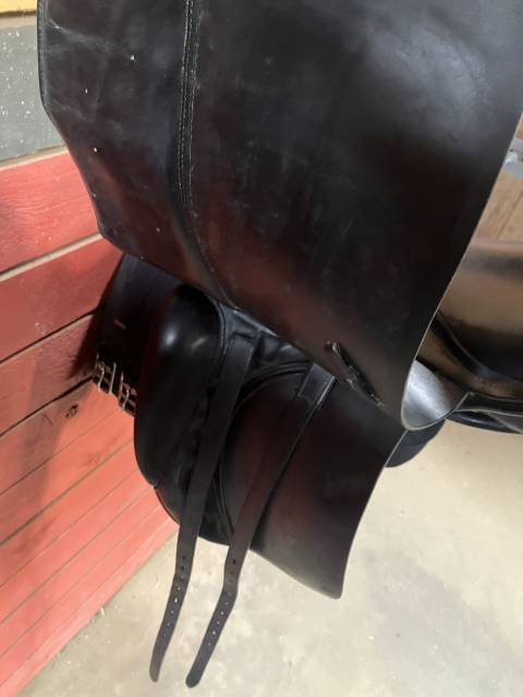 Sella da dressage  Kentaur Medea 17.5" - 2020