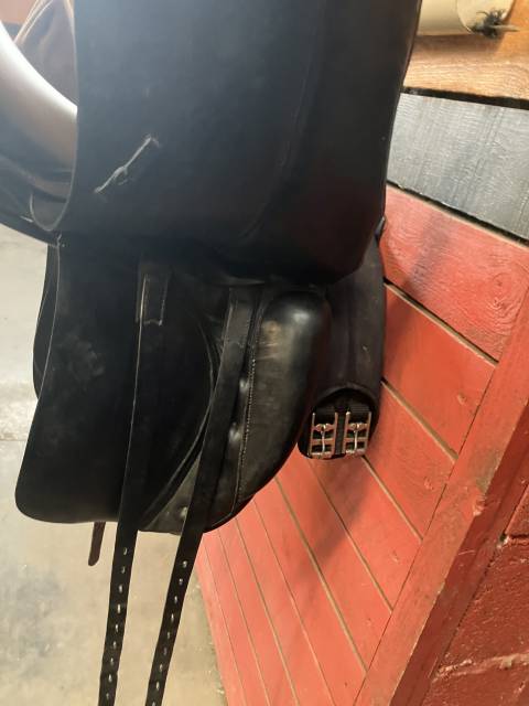 Sella da dressage  Kentaur Medea 17.5" - 2020