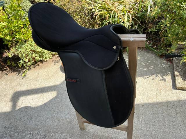 Altra sella   17" - 2010