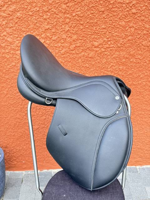Sella mista Norton  17.5" - 2026