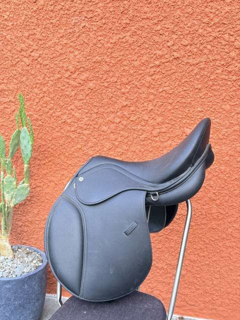 Sella mista Norton  17.5" - 2026