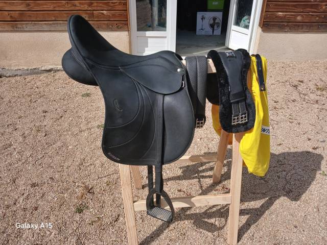 Sella mista Wintec  17.5" - 2018