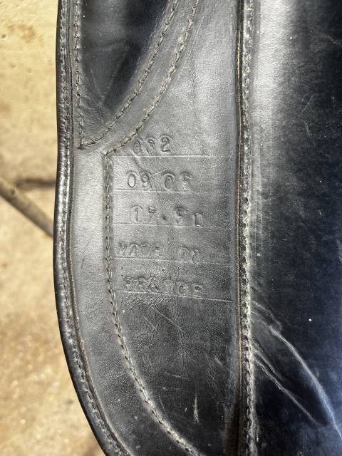 Sella da dressage Fleur de Lys  17.5" - 2013