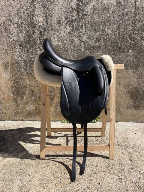 Sella da dressage Forestier  17.5" - 2023