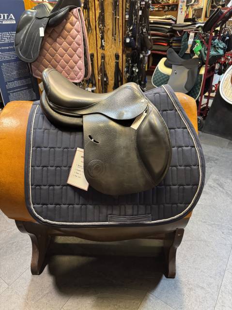 Sella da salto ostacoli Forestier  16" - 2023