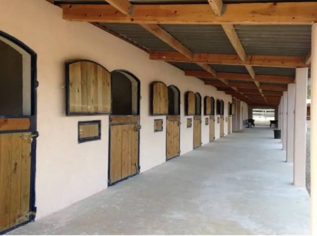 Alloggio equestre In vendita Var