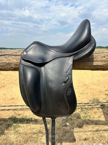 Sella da dressage CWD SE08 18" - 2010