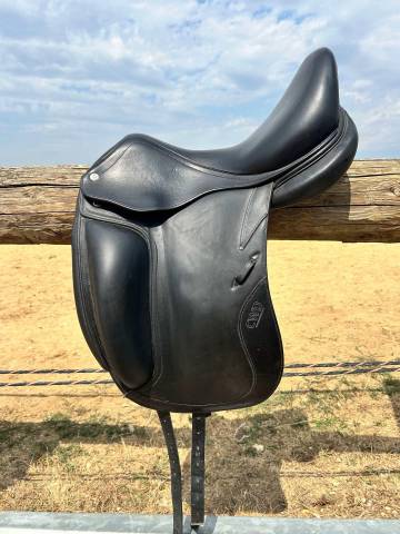 Sella da dressage CWD SE08 18" - 2010