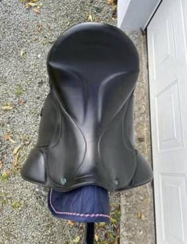 Sella da dressage Stubben  17" - 2012