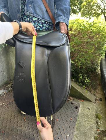 Sella da dressage Stubben  17" - 2012