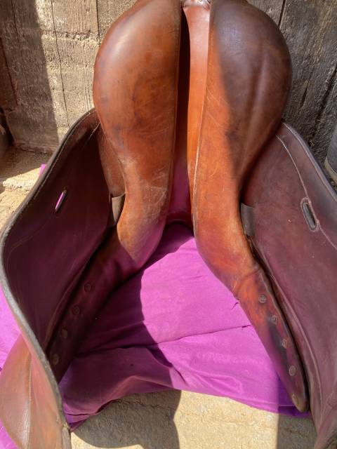 Sella da dressage Belloir Saumur 16" - 2013