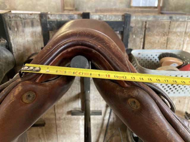 Sella da dressage Belloir Saumur 16.5" - 2013