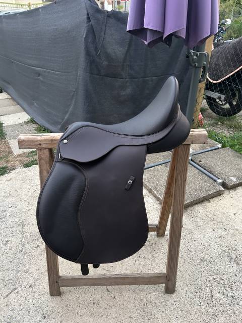 Sella mista Wintec  17.5" - 2026