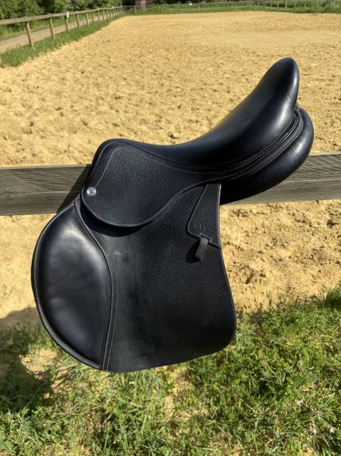 Sella mista CWD  17.5" - 2025