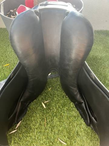 Sella da dressage Prestige Italia  16" - 2016