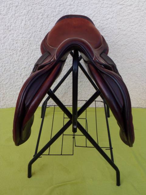 Sella da salto ostacoli CWD  18" - 2019