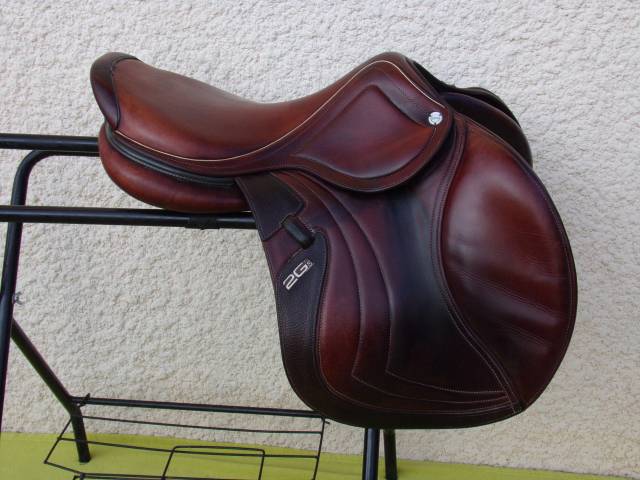 Sella da salto ostacoli CWD  18" - 2019