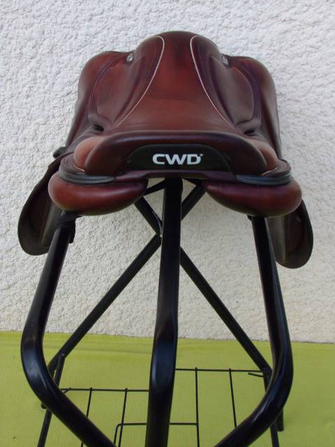 Sella da salto ostacoli CWD  18" - 2019