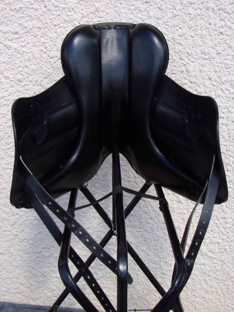 Sella da dressage Childeric  17.5" - 2020