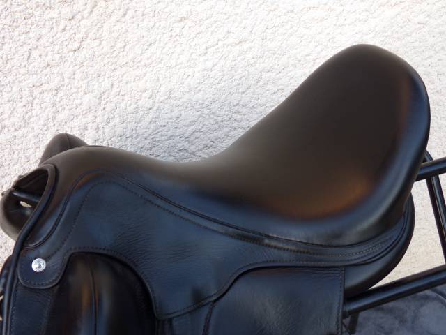Sella da dressage Antar&egrave;s  17.5" - 2022