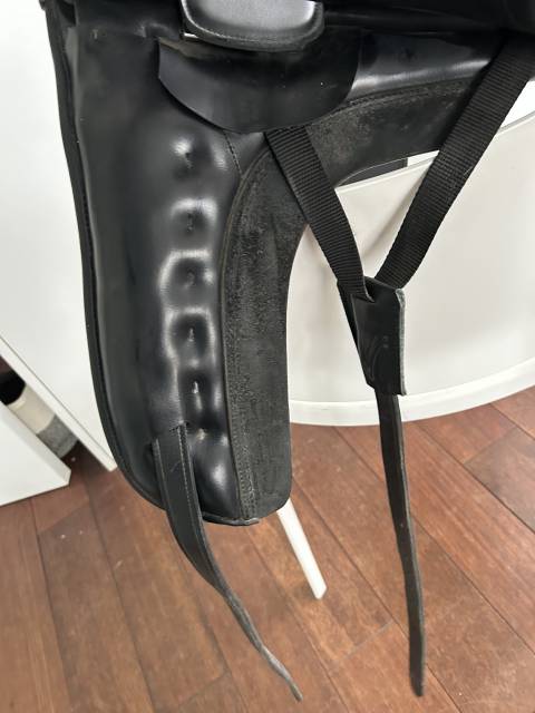 Sella da dressage Ludomar  17.5" - 2020