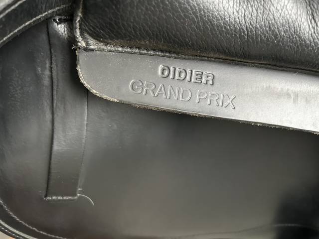 Sella da dressage Ludomar  17.5" - 2020
