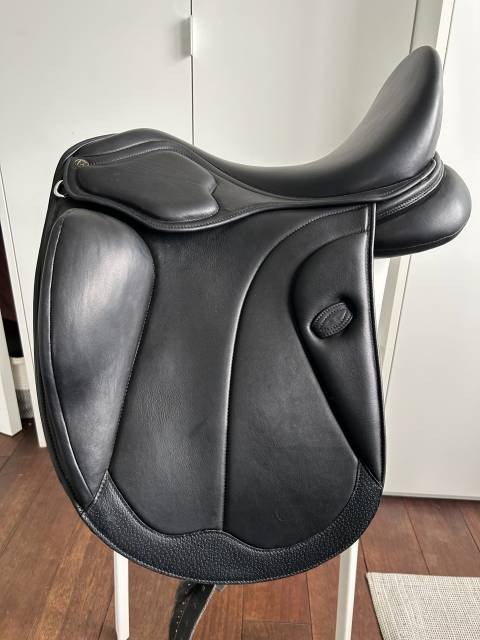Sella da dressage Zaldi Castel 18" - 2025