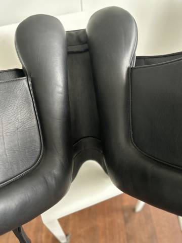Sella da dressage Zaldi Castel 18" - 2025