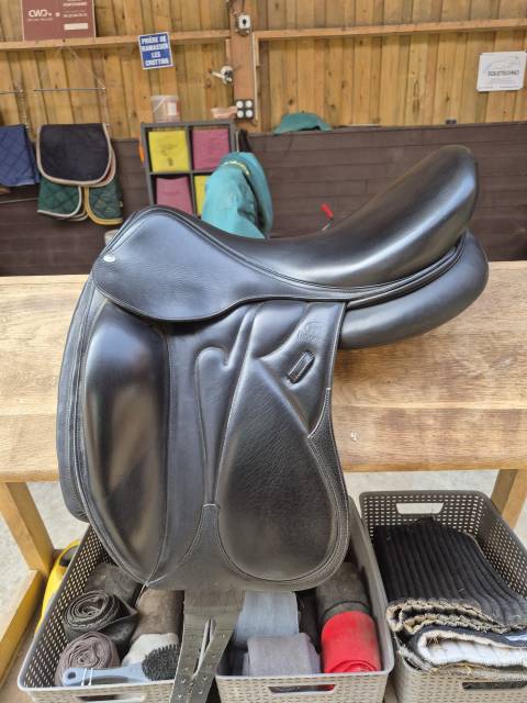 Sella da dressage Devoucoux  18.5" - 2006