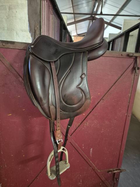 Sella da dressage Antar&egrave;s  17.5" - 2018
