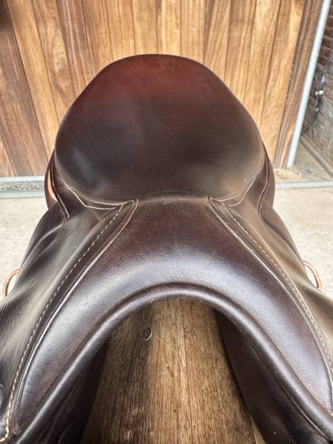 Sella da salto ostacoli Forestier  17.5" - 2023
