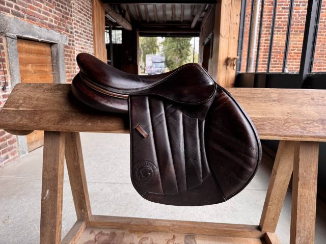 Sella da salto ostacoli Forestier  17.5" - 2023