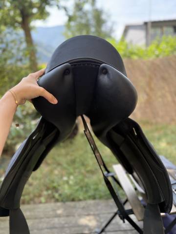 Sella da dressage Fleur de Lys  17" - 2022