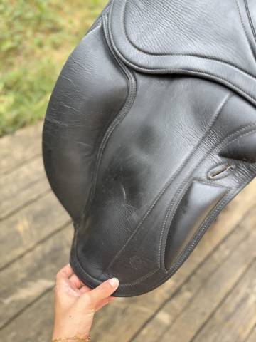 Sella da dressage Fleur de Lys  17" - 2022