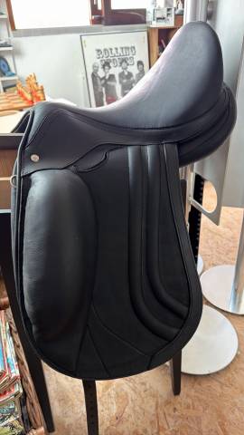 Sella da dressage   16" - 2020