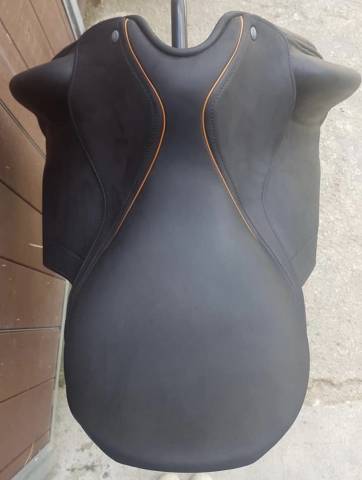 Sella da dressage Childeric  17" - 2017