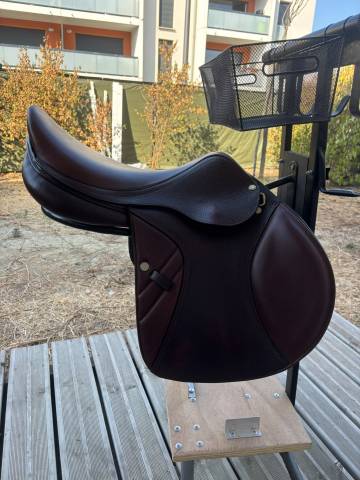 Sella da salto ostacoli  Equeen Saddle 17" - 2025