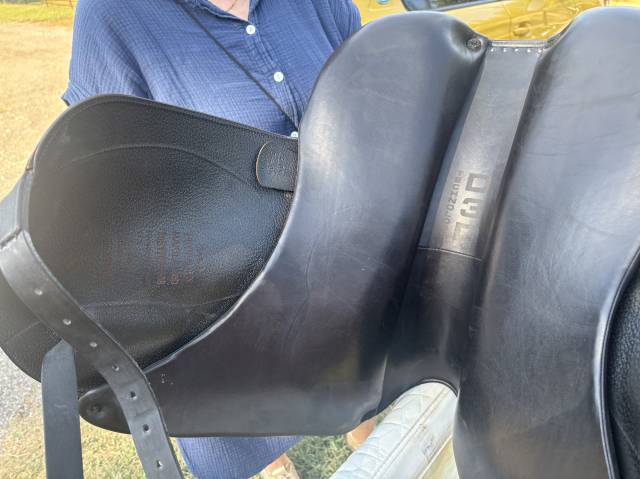 Sella da dressage Devoucoux  17.5" - 2020