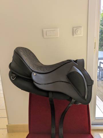 Sella da endurance  Ghost Puro Plus 17" - 2024