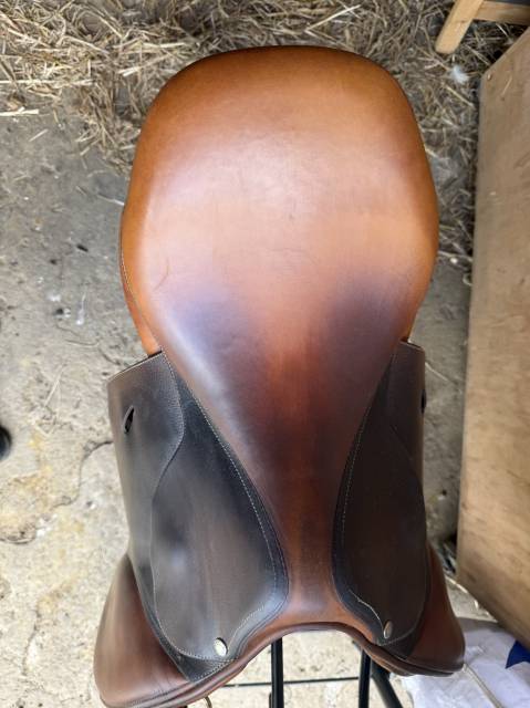 Sella da salto ostacoli Butet  17.5" - 2014