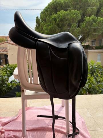 Sella da dressage Forestier  17.5" - 2019