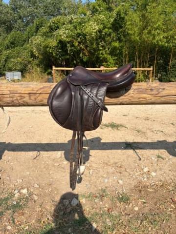 Sella da salto ostacoli Forestier  17" - 2018