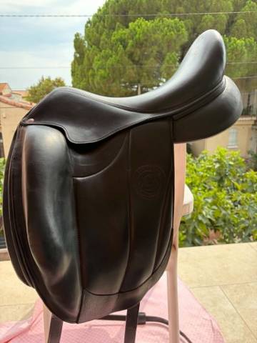 Sella da salto ostacoli Forestier  17" - 2018