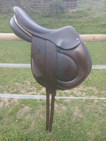 Sella da salto ostacoli Childeric  18" - 2019