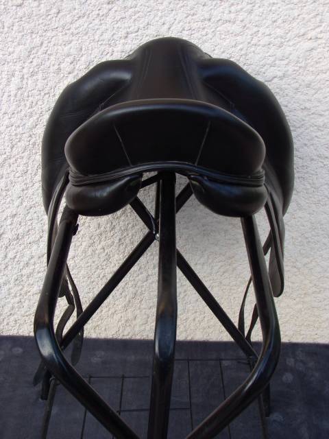 Sella da dressage Devoucoux  17.5" - 2011